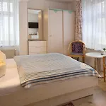 Ferienzimmer In Der Ostseelilie *